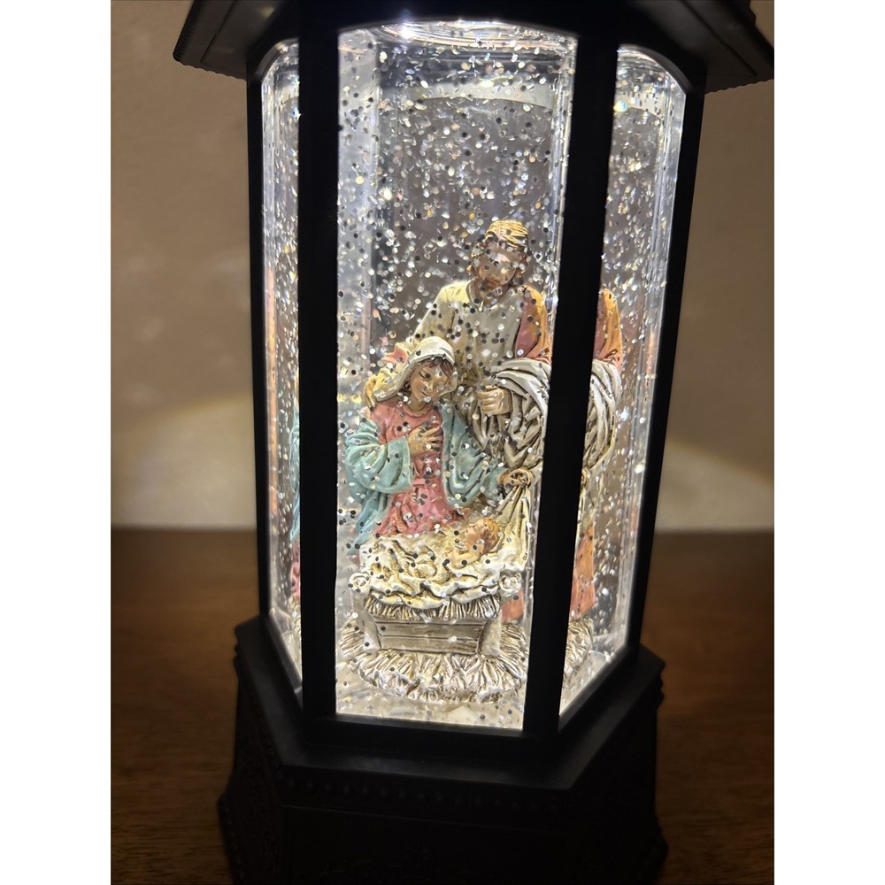 Christmas Snow Globe Swirling Glitter Light Up Nativity Scene Lantern Works Noel